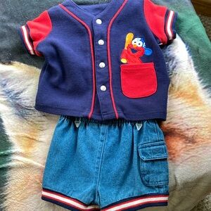 Infant (boySeasame Street/girl)outfits in co-ordinating colors